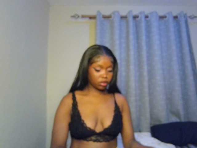 Nafartariee live webcam show