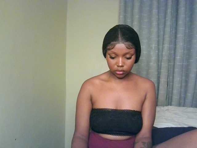 Nafartariee live cam on BongaCams