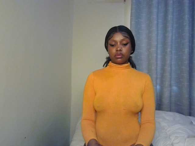 Nafartariee live cam on BongaCams