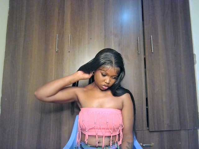 Nafartariee live cam on BongaCams