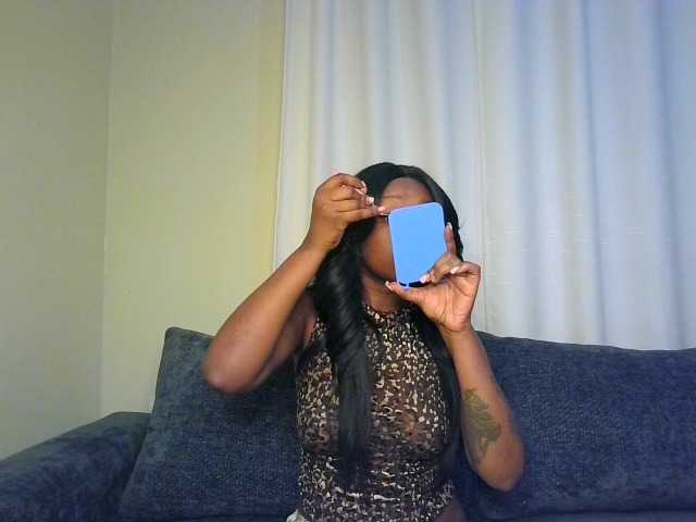 Nafartariee live cam on BongaCams