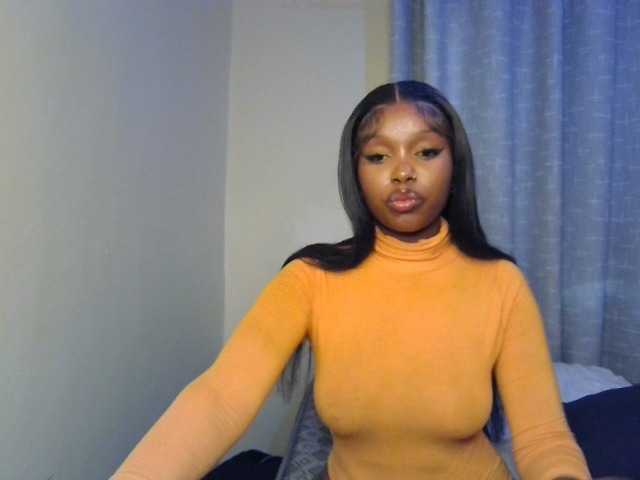 Nafartariee live cam on BongaCams
