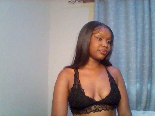 Nafartariee live cam on BongaCams
