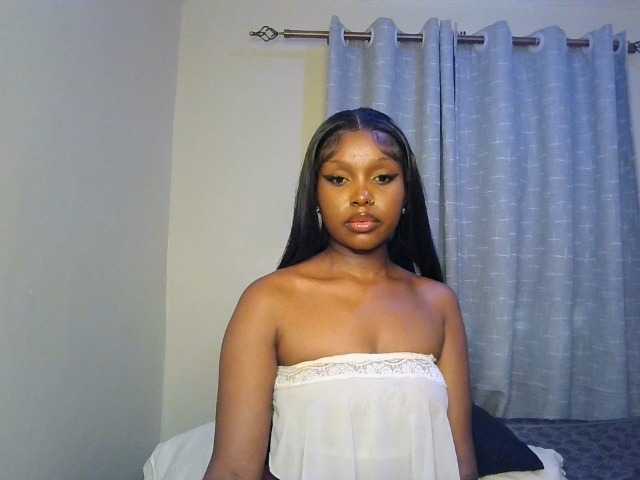 Nafartariee live cam on BongaCams