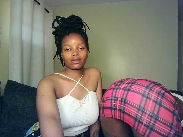 Nafartariee webcam model