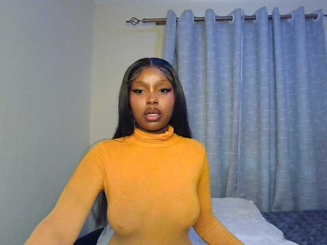 Nafartariee live webcam show
