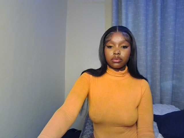 Nafartariee live cam on BongaCams
