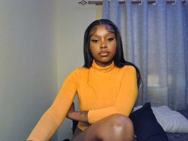 Nafartariee live cam on BongaCams