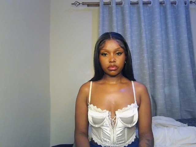 Nafartariee live cam on BongaCams