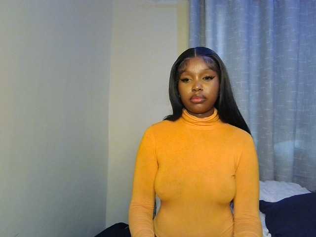Nafartariee live cam on BongaCams