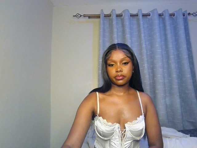 Nafartariee live webcam show