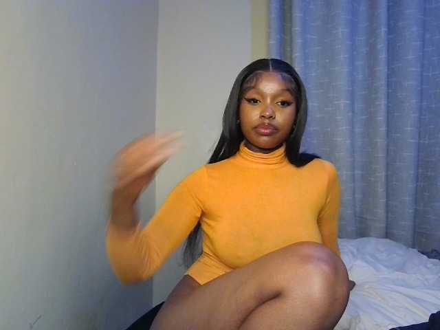 Nafartariee live cam on BongaCams
