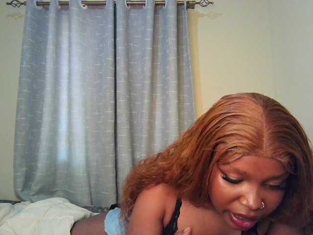 Nafartariee live cam on BongaCams