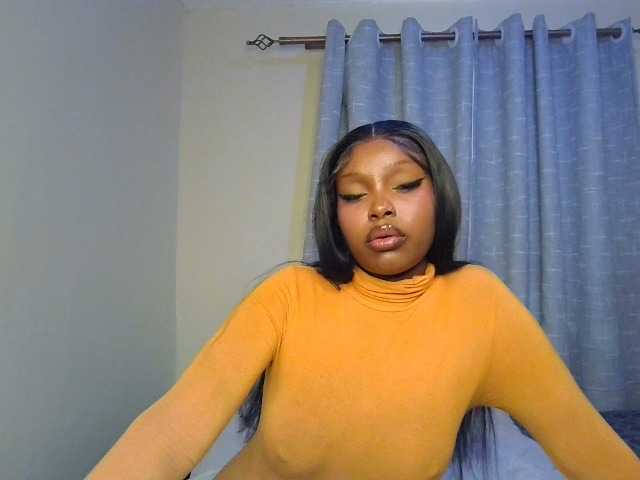Nafartariee live webcam show
