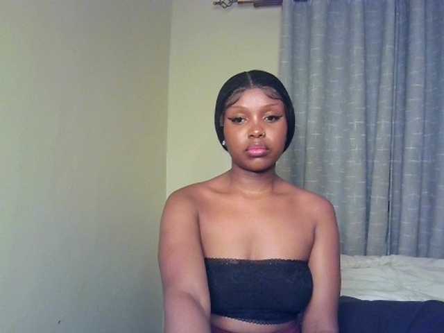 Nafartariee live cam on BongaCams