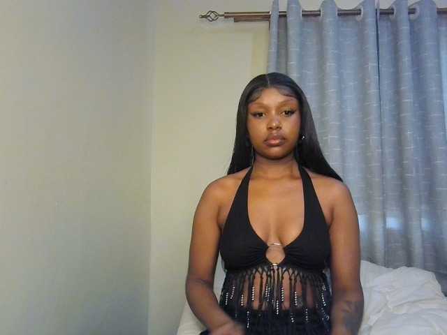 Nafartariee live cam on BongaCams