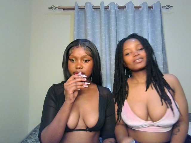 Nafartariee live cam on BongaCams