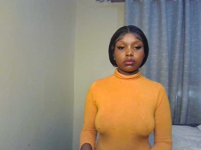 Nafartariee live cam on BongaCams