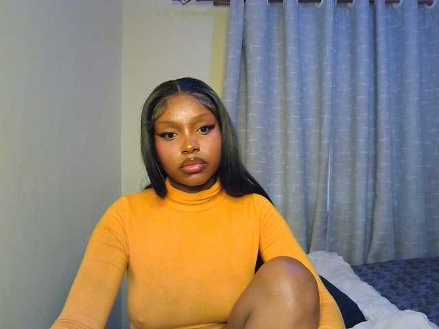 Nafartariee live webcam show