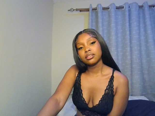 Nafartariee live cam on BongaCams