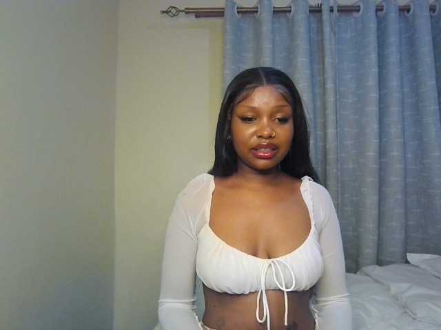 Nafartariee live cam on BongaCams