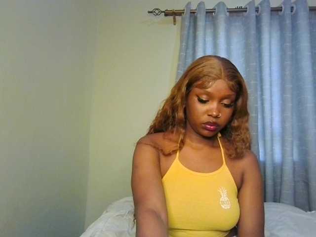 Nafartariee live cam on BongaCams
