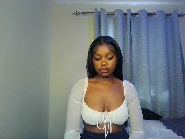 Nafartariee live cam on BongaCams