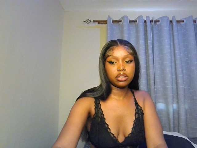 Nafartariee live cam on BongaCams