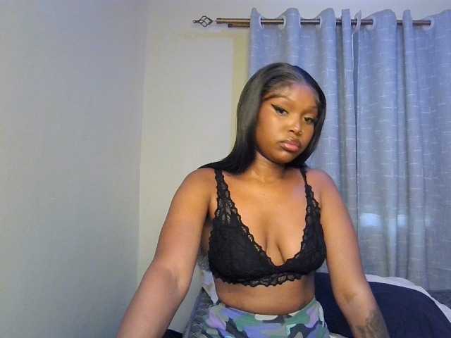Nafartariee live cam on BongaCams