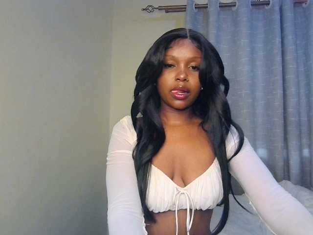 Nafartariee live cam on BongaCams