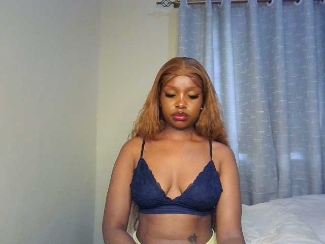 Nafartariee live cam on BongaCams