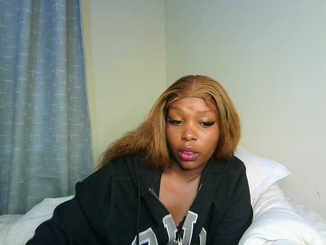Nafartariee live cam on BongaCams