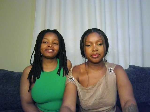 Nafartariee live cam on BongaCams