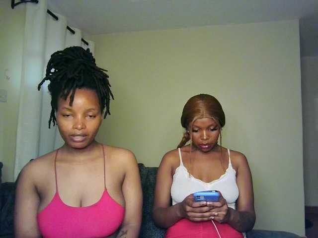 Nafartariee live cam on BongaCams