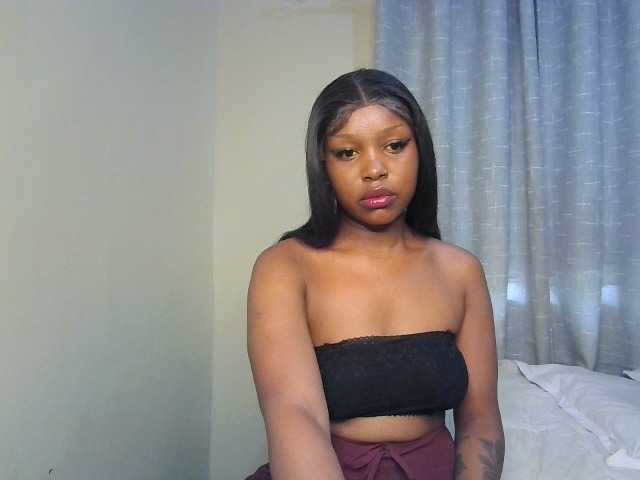 Nafartariee live cam on BongaCams