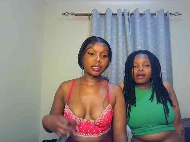 Nafartariee Live Webcam on BongaCams