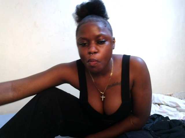 cute-mashall live cam on BongaCams