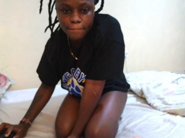 cute-mashall live cam on BongaCams