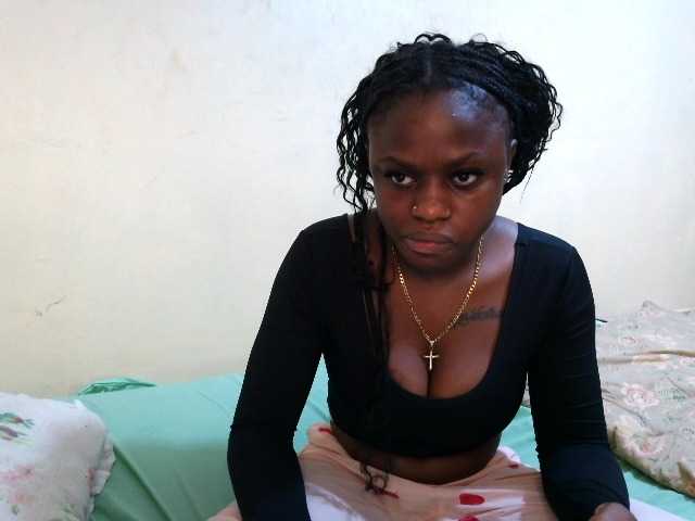cute-mashall live cam on BongaCams