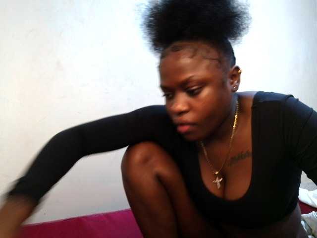 cute-mashall live cam on BongaCams