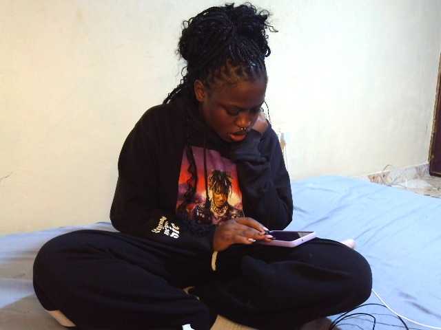 cute-mashall live cam on BongaCams