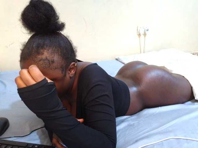 cute-mashall live cam on BongaCams