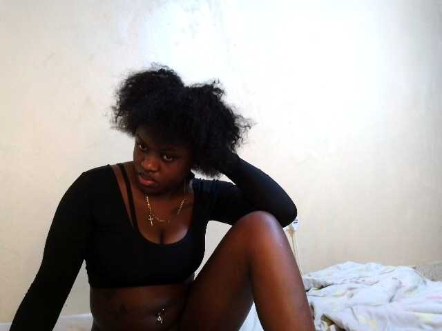 cute-mashall live cam on BongaCams