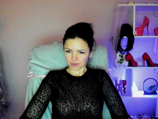 Mollybrunett's BongaCams show and profile