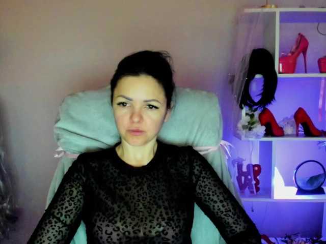 Mollybrunett's BongaCams show and profile