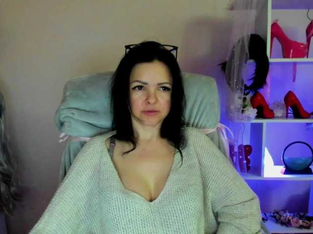 Mollybrunett's BongaCams show and profile