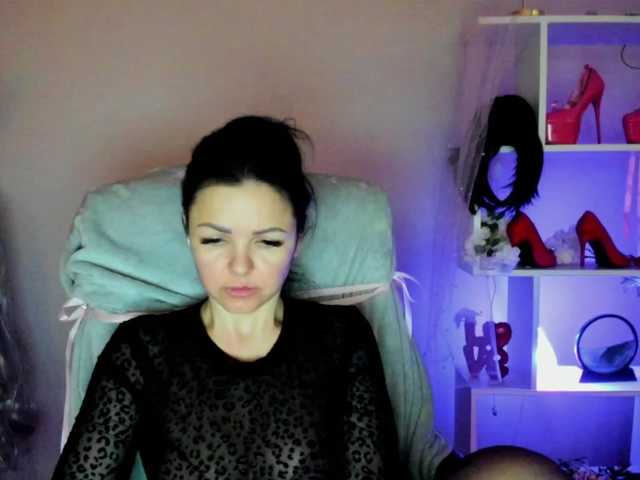 Mollybrunett's BongaCams show and profile