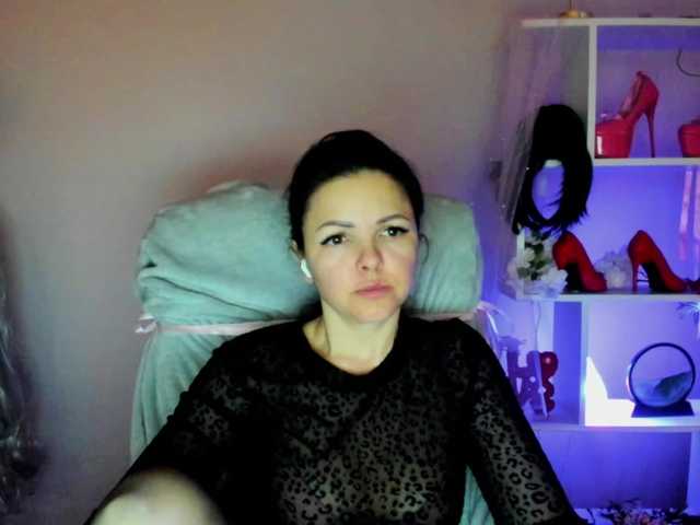 Mollybrunett's BongaCams show and profile