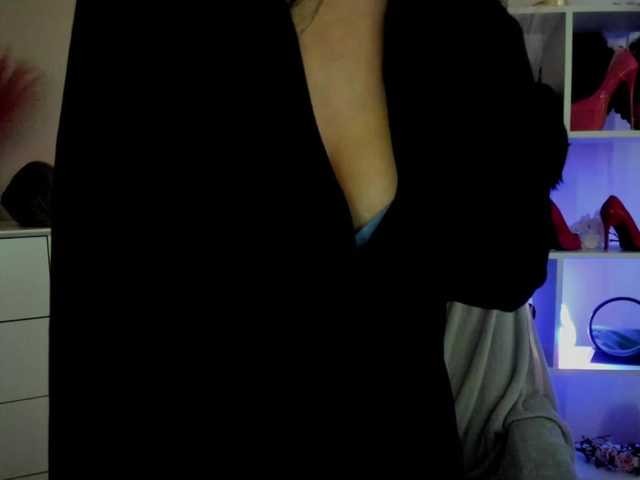 Mollybrunett live cam