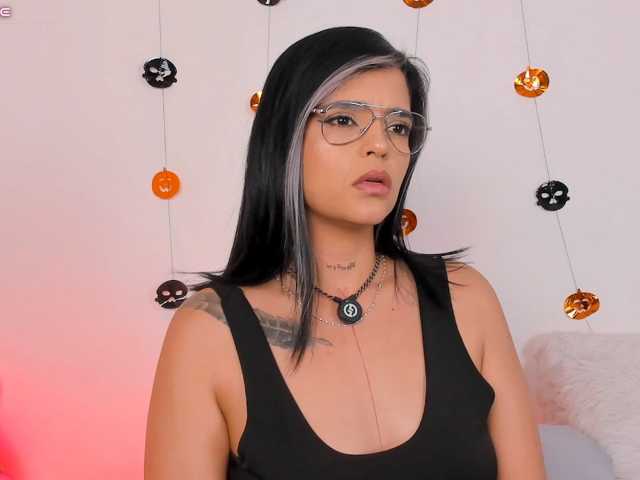 IvonneDuarte live cam on BongaCams